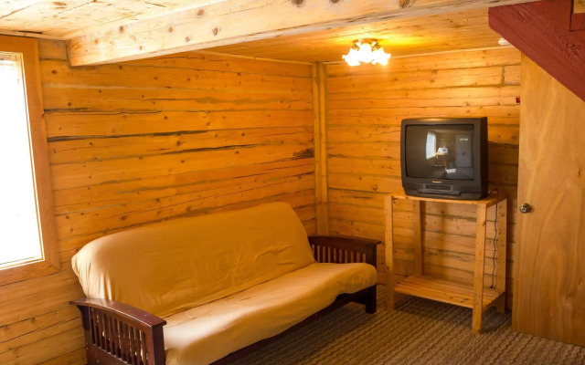 Midnight Sun Log Cabins
