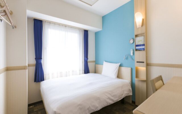 Toyoko Inn Kobe Sannomiya-eki Shiyakusho Mae