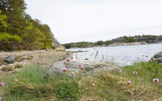 7 Person Holiday Home in Stromstad