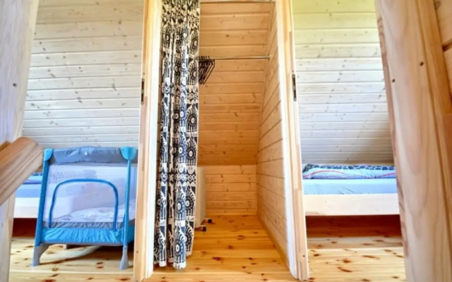 Holiday Homes With Pool, Mielenko