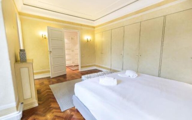 LovelyStay - Campo Pequeno Charming Apartment