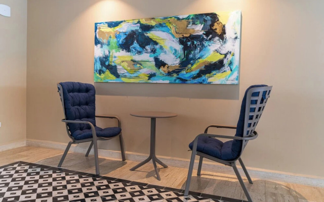 Luxurious Studio Rooftop Pool BBQ Gym