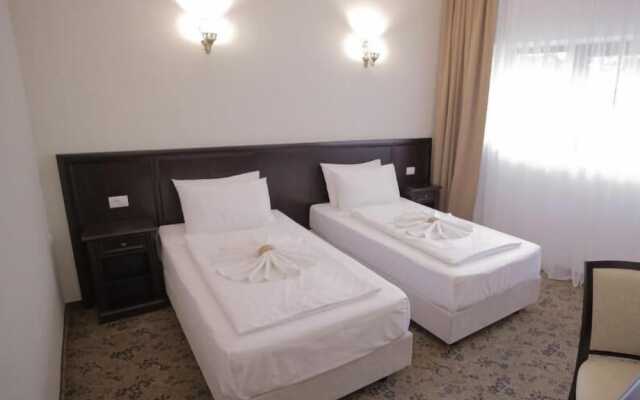 Rediu Hotel & Restaurant