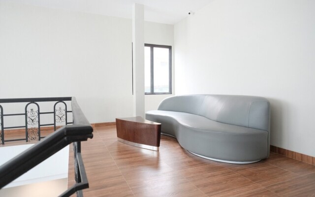Beverly Hotel by Reddoorz