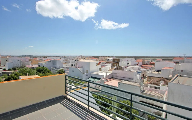 Oliveira in Tavira With 1 Bedrooms and 1 Bathrooms
