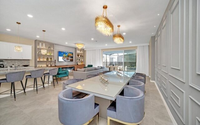 Phillips 8Bed Family Friendly Retreat