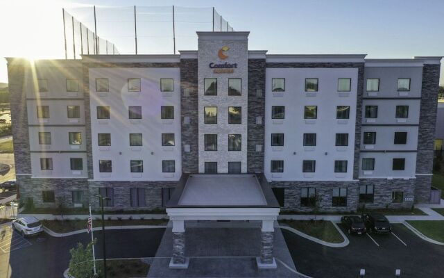 Comfort Suites Greenville Airport