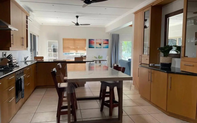 Odenvillea House - Amazing Sea Views