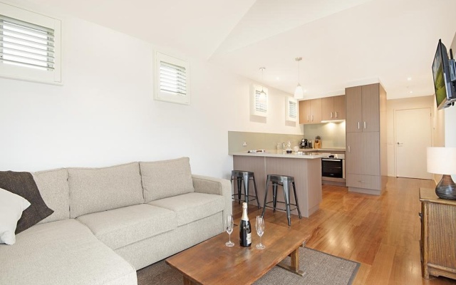 Salt Loft – Guest Rooms – Queenscliff