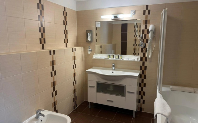 Famulus Hotel