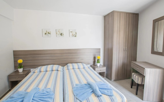 Merab Napa Suites
