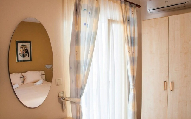 Karolinas - Parking - SA5