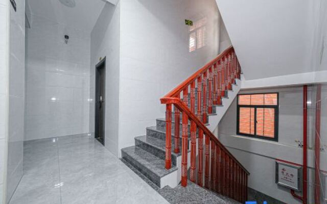 Yimi Hotel (Quanzhou Dong Station)