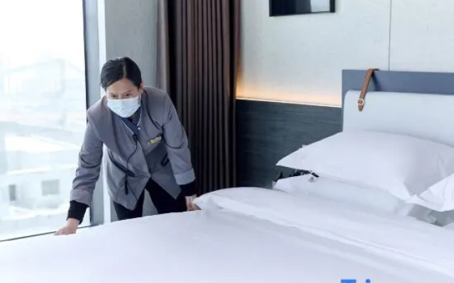Rosewood Hotel (Zhoukou Yulin Smart Center Vocational and Technical College)
