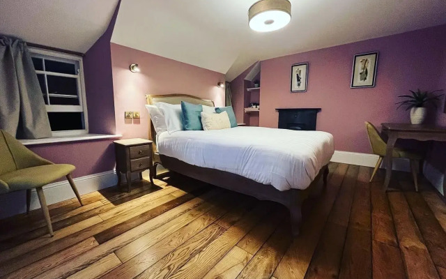 Picton House Hotel