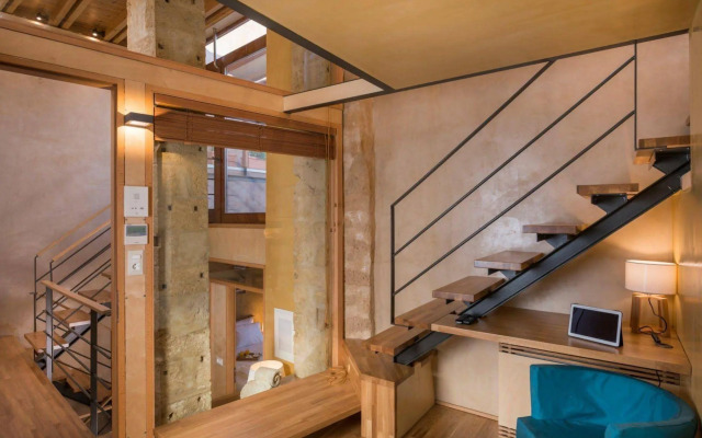 Neoria Houses