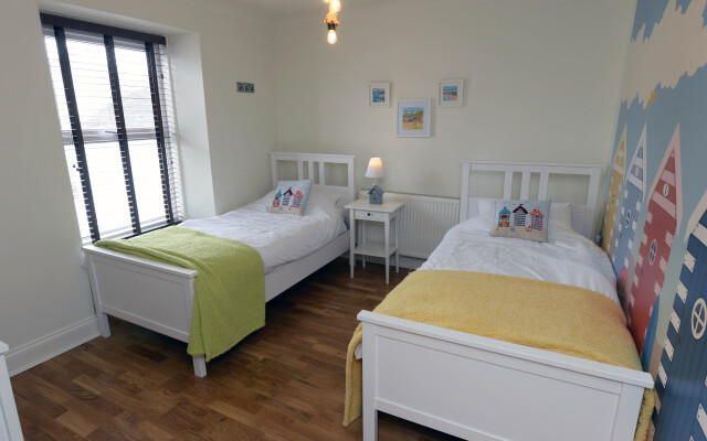 8 Culver Park - Close to Beach and Town Centre