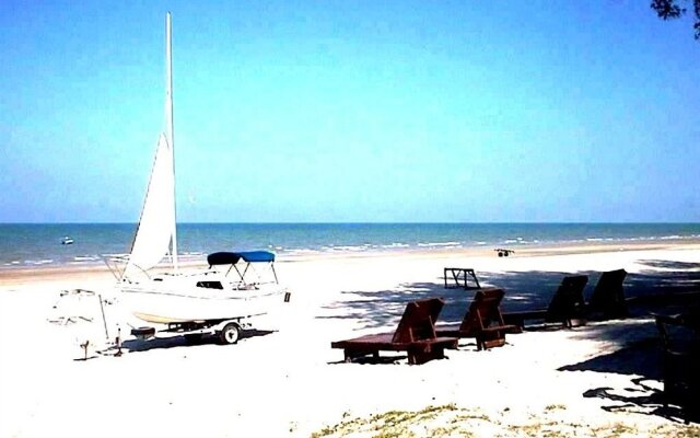 Duta Sands Beach Resort