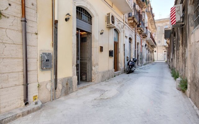 Cozy Apartment in Siracusa near Sea & City Center