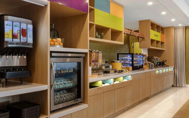 Home2 Suites by Hilton Montreal Dorval