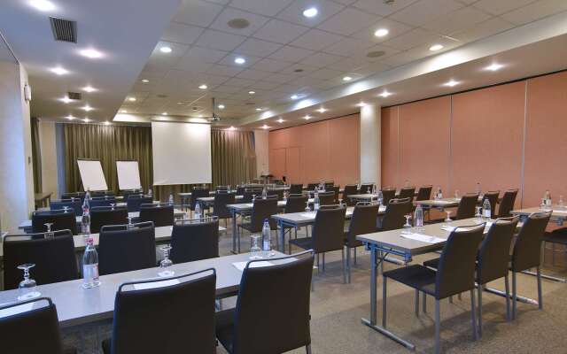 Tulip Inn Turin West