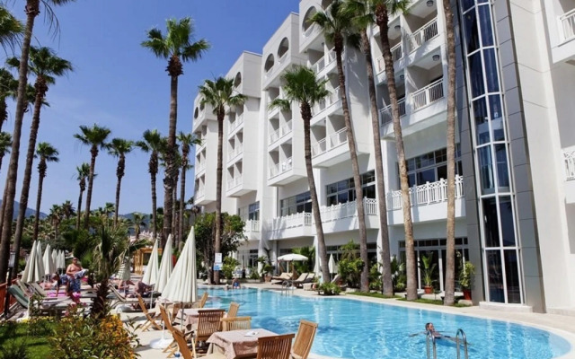 Quadas Hotel - Adults Only