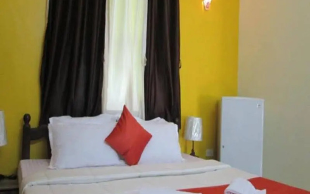 Bella Anand Resort
