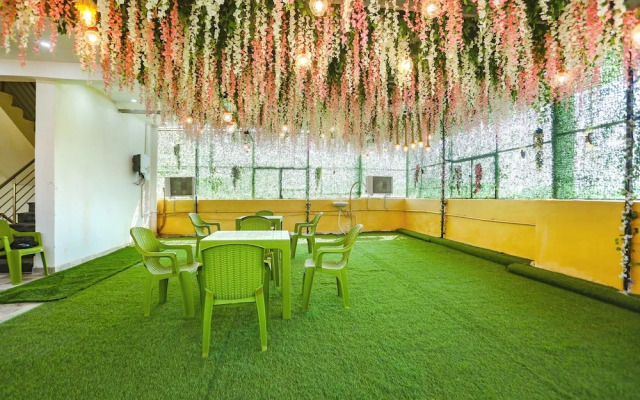 Fabexpress Aditya Guest House