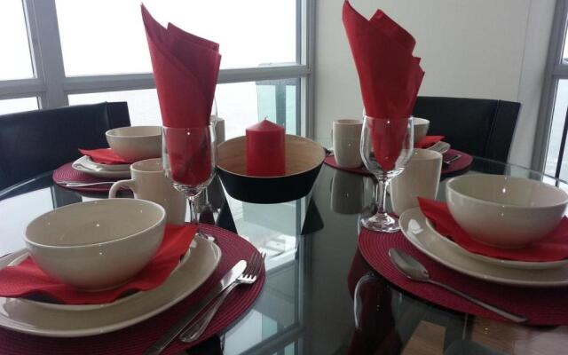 Royal Stays Furnished Apartments - Square One