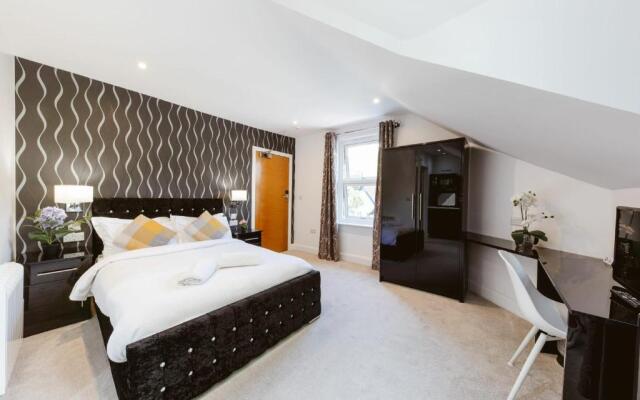 Modern City Centre Studio flat!