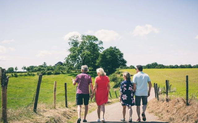 Well-kept Bungalow With Microwave Near Valkenburg