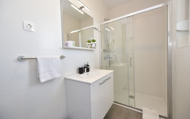 Pool Apartments & Rooms Mare