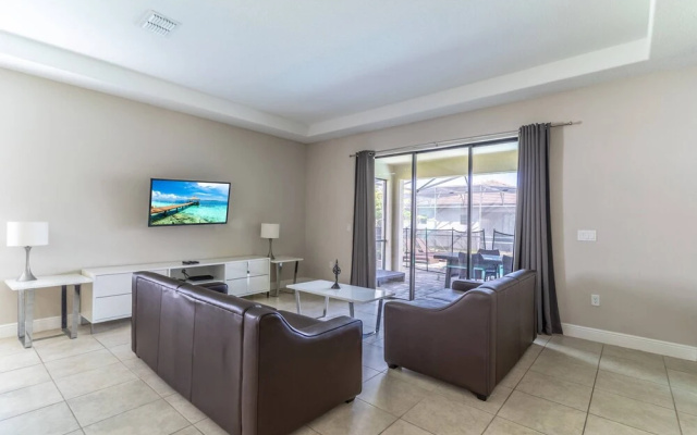 185 Balmoral