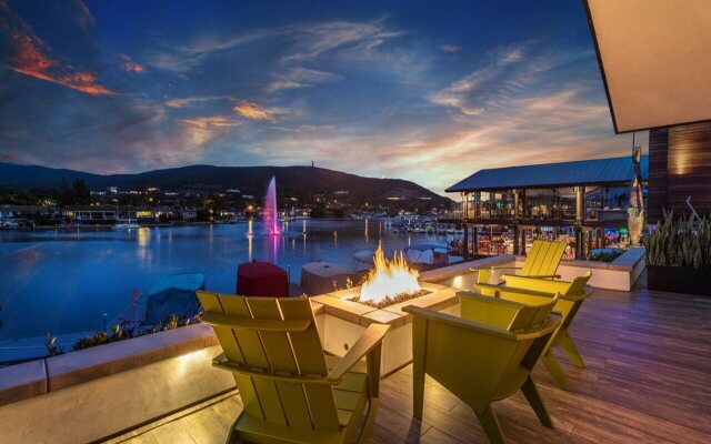 Lakehouse Resort