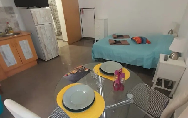 Tropicana Holiday Apartments