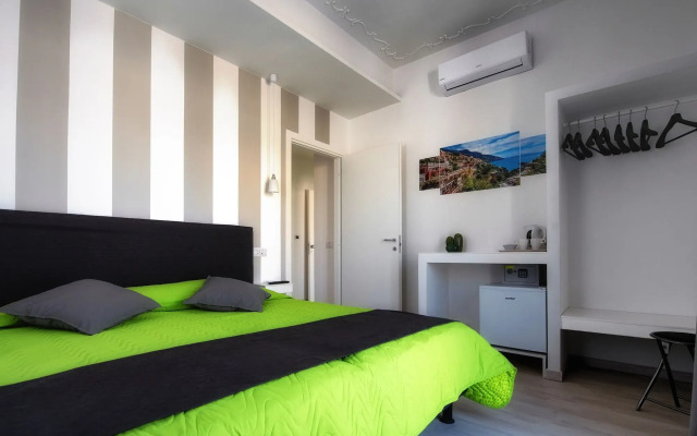 Sunset Rooms
