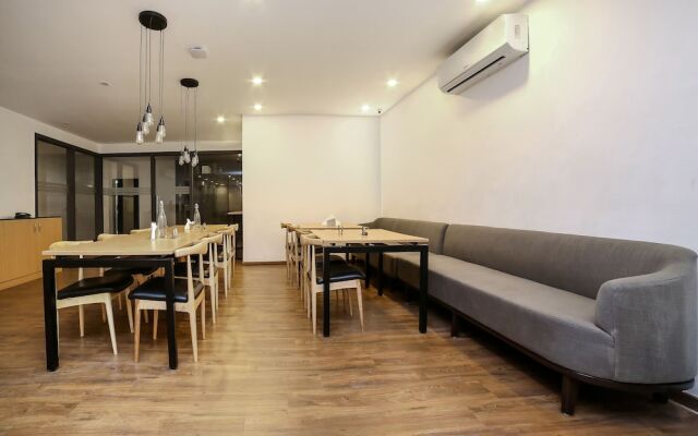 OYO Townhouse 080 Meera Bagh