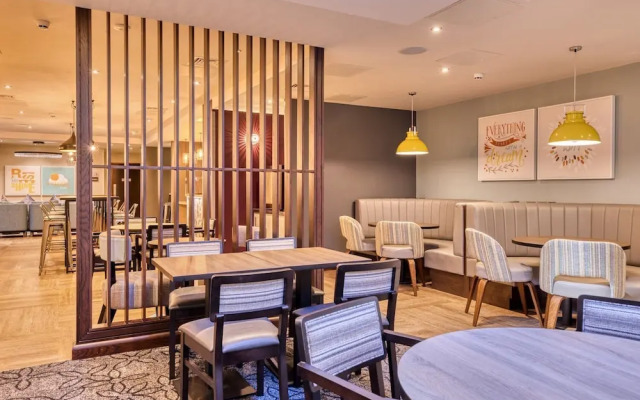 Premier Inn Dublin Cc Temple Bar