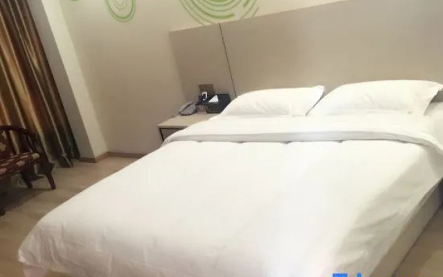 The Wall Street Holiday Hotel