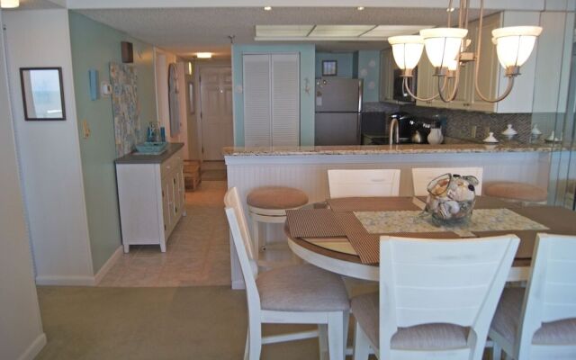 Windemere 605 by RedAwning