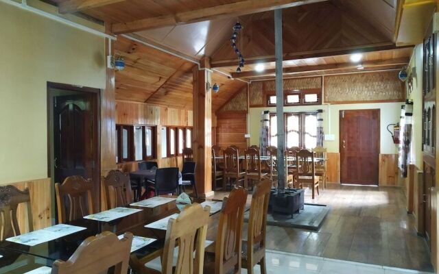 Ziro Palace Inn