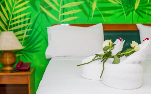 Panda Hotel（Patong Beach）