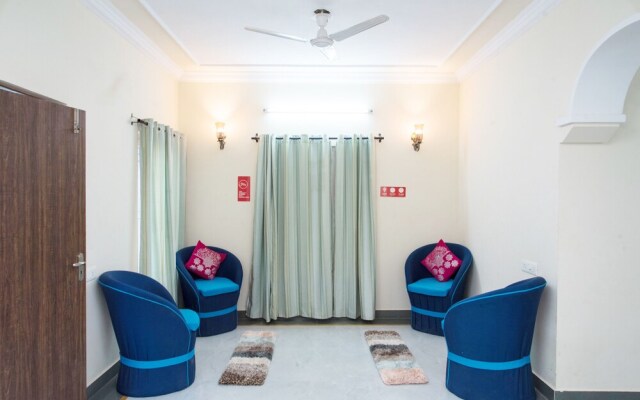 OYO 10949 Home Mount View 3BHK Villa Goverdhan Vilas