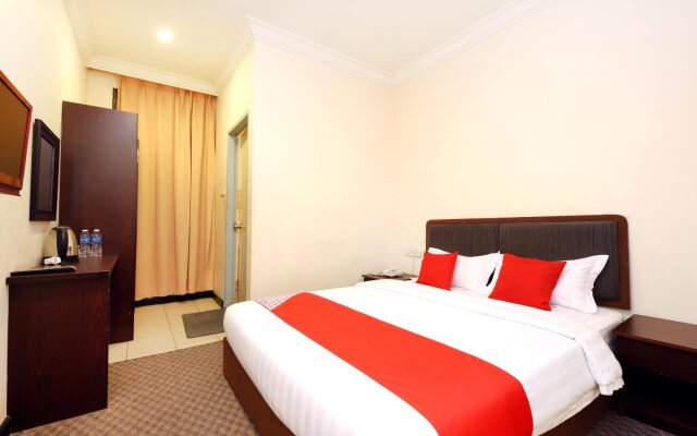 Comfort Hotel By OYO Rooms