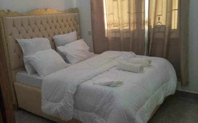 A lovely 1- Bedroom Private Studio