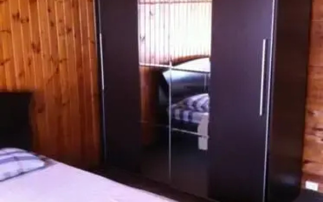 Guest House On Khutorskaya