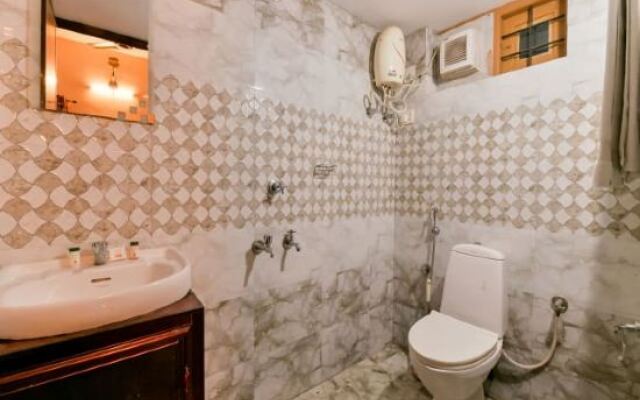OYO 12906 Central Inn