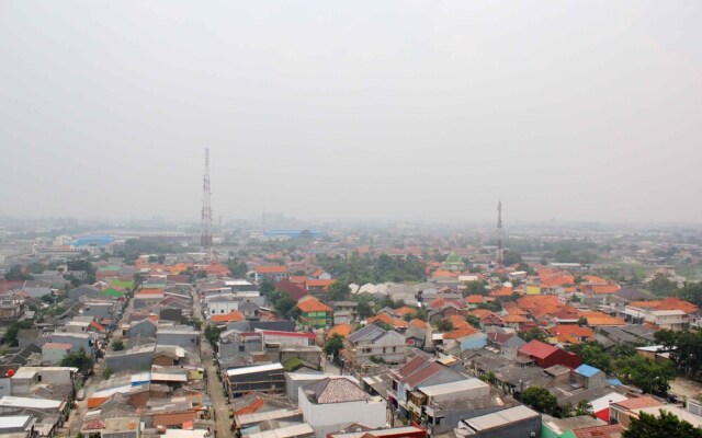 Nice And Comfort Studio Apartment At Mustika Golf Residence