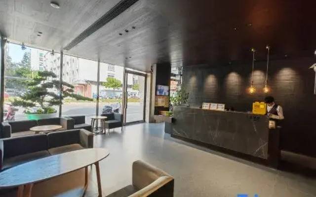 Ls·Shangpin Hotel (Shantou High-speed Railway Station)
