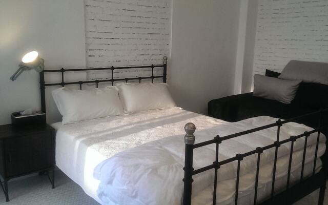 A'mo B&B